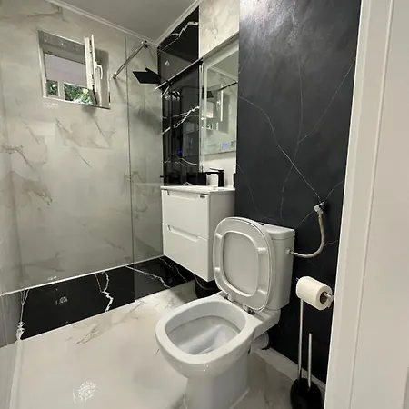 Smarald Lux Apartament Plazza * Bucarest