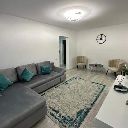 Apartment Smarald Lux Apartament Plazza