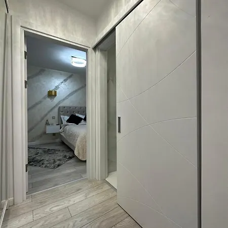 Appartamento Smarald Lux Apartament Plazza