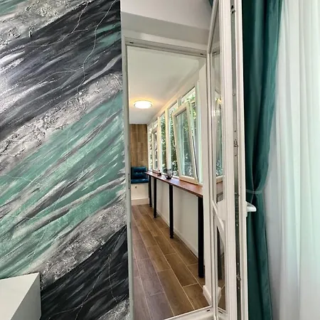 Smarald Lux Apartament Plazza Bucarest
